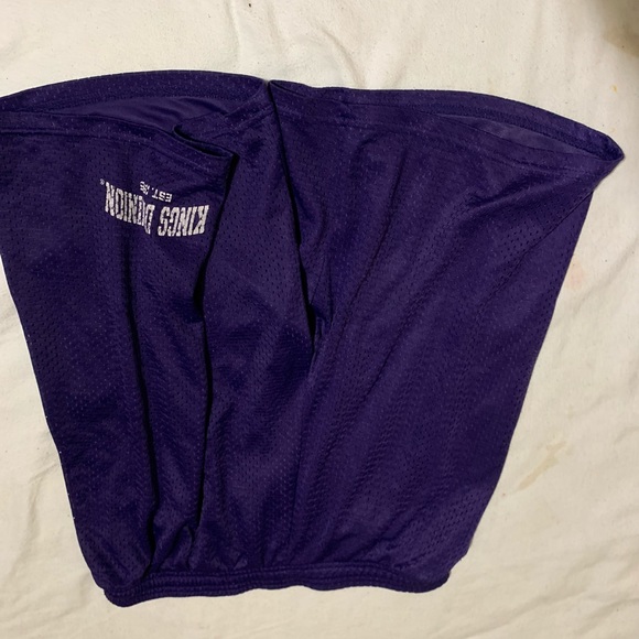 I Am selling 6 pairs of gym shorts. - Picture 7 of 12